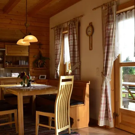 Hébergement de vacances Huettenurlaub-im-dreilaendereck